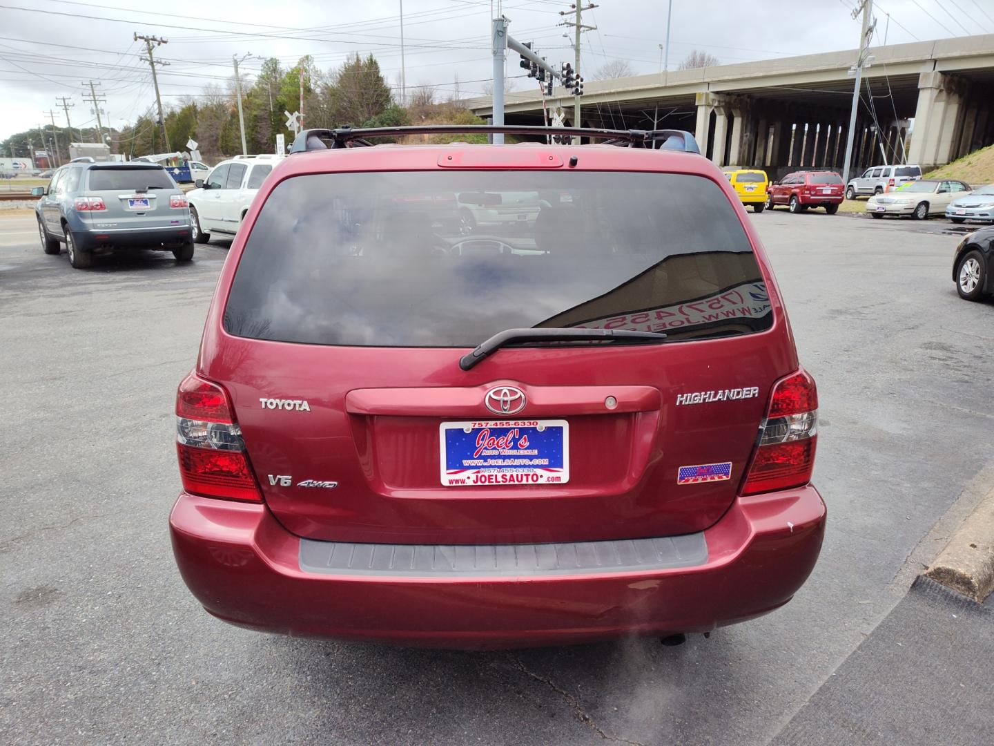 2004 Red Toyota Highlander (JTEEP21A840) , Automatic transmission, located at 5700 Curlew Drive, Norfolk, VA, 23502, (757) 455-6330, 36.841885, -76.209412 - Photo#14